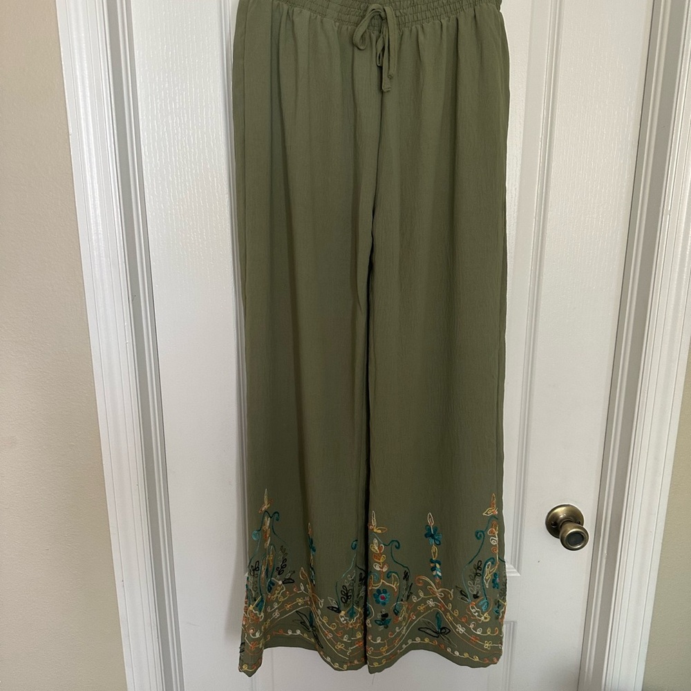 Bohemian Olive Green Wide Leg Pants with Floral Embroidery